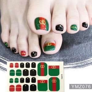 Stylish Nail Strips Pedicure